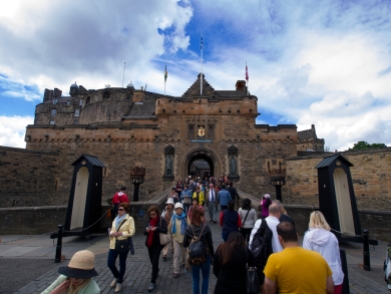 Edinburgh Castle ist der Touristenmagnet der Stadt.